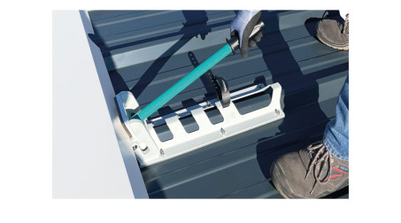 Encocheuse pour bac acier trapézoïdal 45 mm