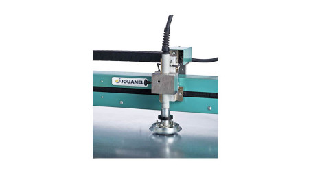 Table de découpe plasma 1500x3000mm,source PowerMax, contrôle numérique.