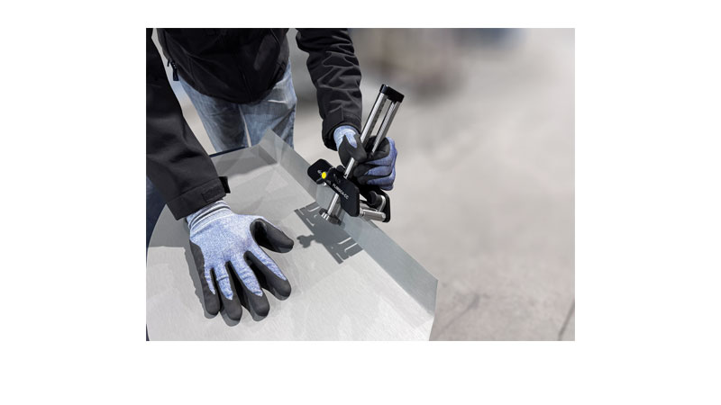 Plieuse à main courbe, simple colonne, 4 rouleaux de guidage - 200 mm