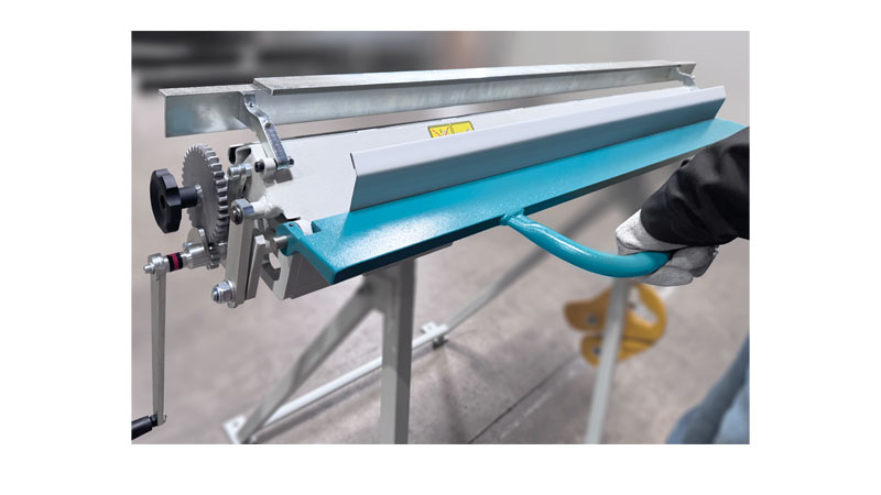 Plieuse manuelle PCL1270A